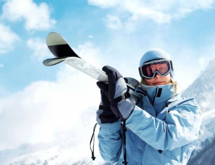 Jak znaleźć odpowiednie gogle narciarskie dla Twojego kształtu twarzy